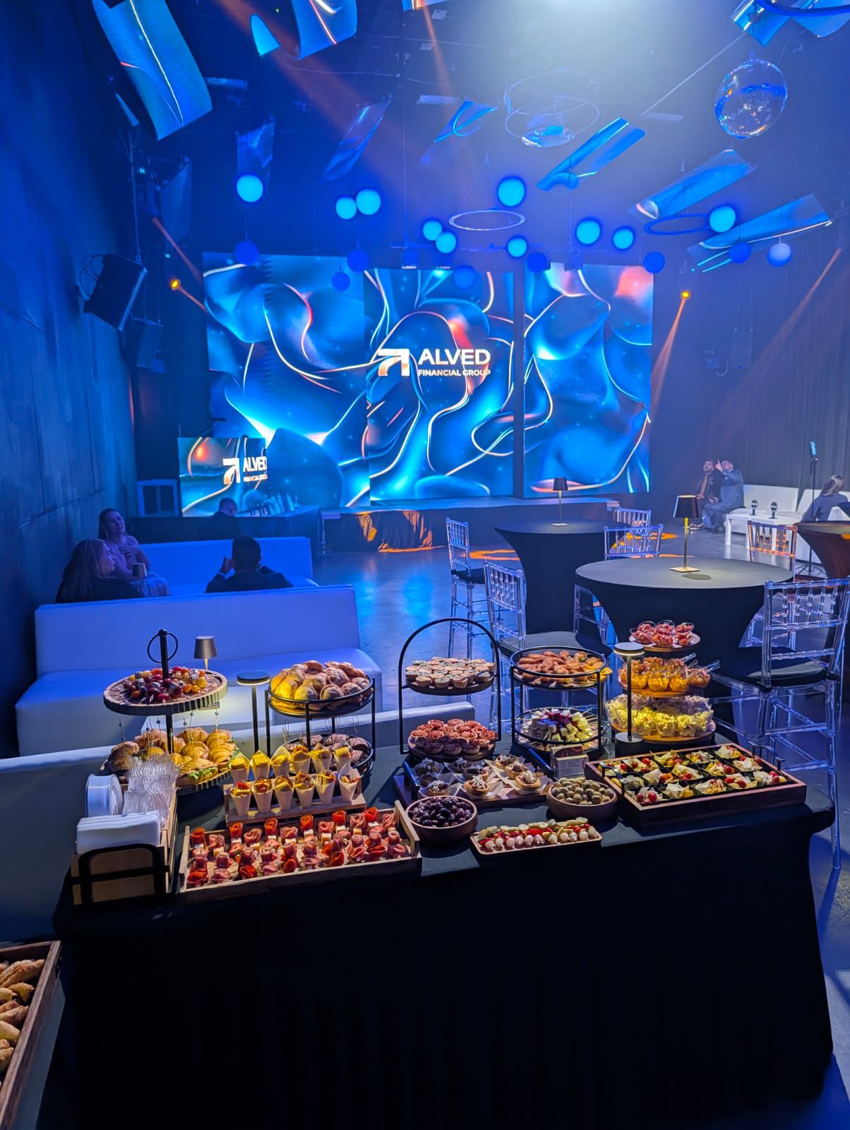 Grazing & Buffet Tables — La Peregrina Miami catering