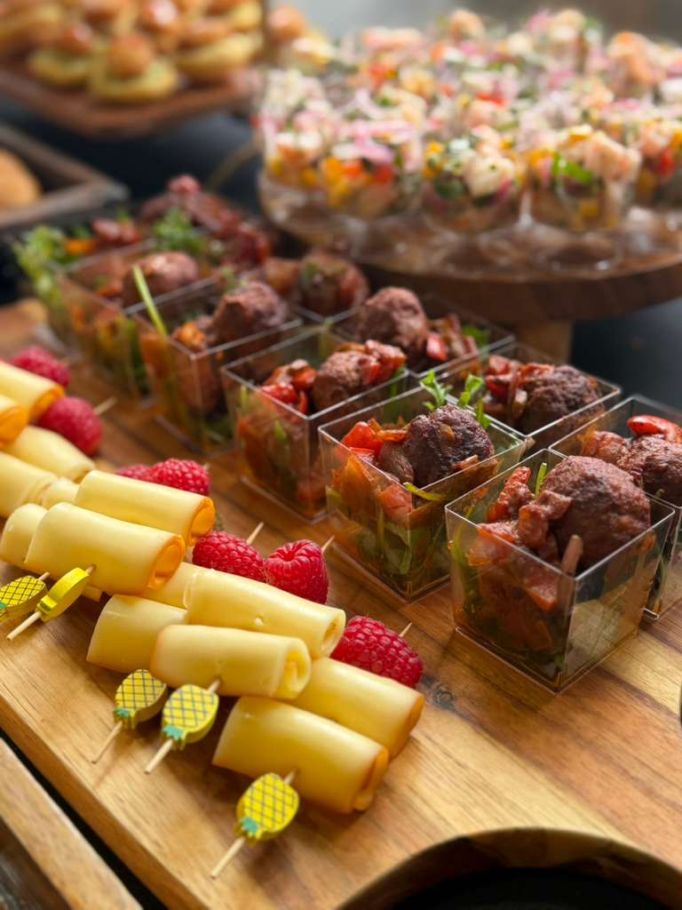 Canapés & Passed Bites — La Peregrina Miami catering